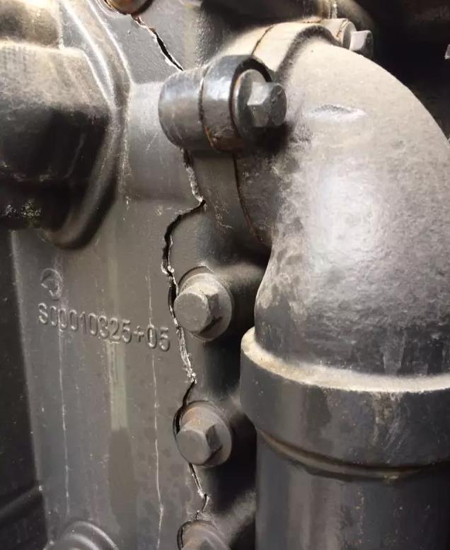 租賃發(fā)電機(jī)組柴油發(fā)動(dòng)機(jī)缸體是如何被凍壞的