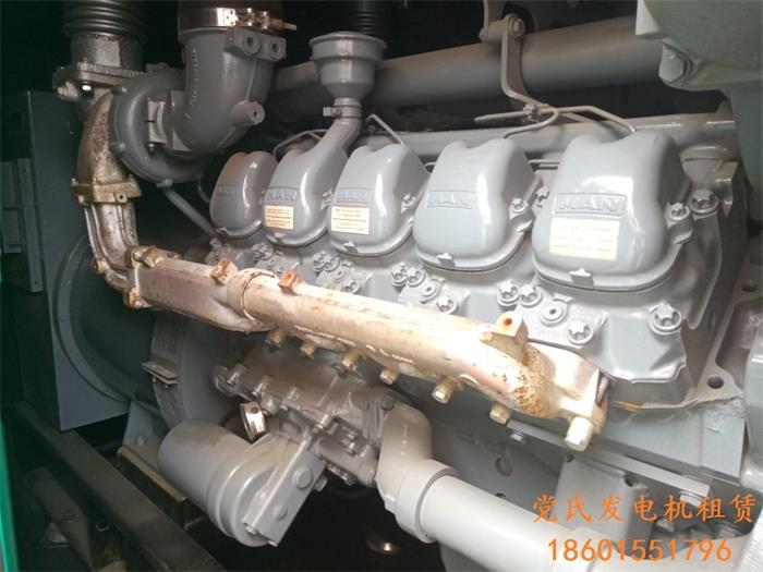 池州石臺(tái)發(fā)電機(jī)出租租賃靜音德國曼500kw柴油發(fā)電機(jī)組