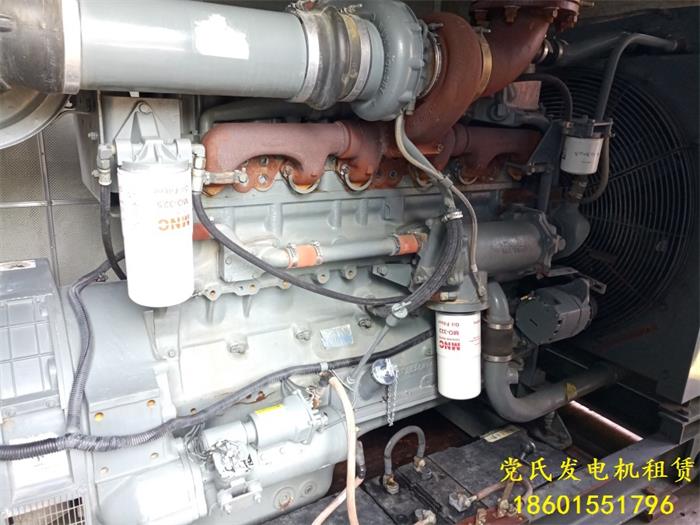 杭州桐廬發(fā)電機(jī)租賃出租進(jìn)口康明斯300kw柴油發(fā)電機(jī)組出租